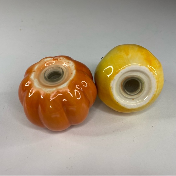 Mid Century Modern Pumpkin and Pear Hand Painted Glazed Salt and Pepper Shakers - Picture 4 of 4